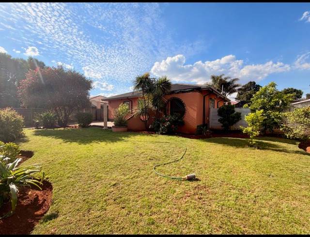 3 BEDROOM HOUSE FOR SALE IN VANDERBIJLPARK CW 6